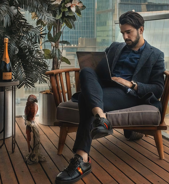 A Comparison Between Australian And American Work Cultures, As Shared In This Online Thread