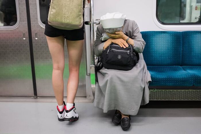 Belgian Photographer Captures Unusual Scenes Of Everyday Life