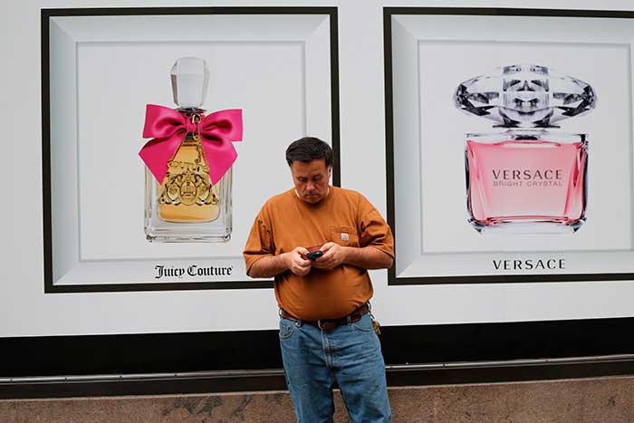 Poder pasear por la ciudad mientras usas el teléfono