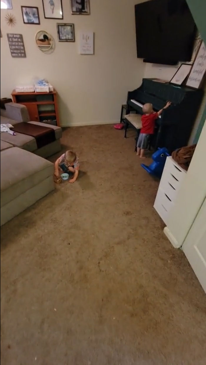 People Are Torn About This &ldquo;Lazy&rdquo; Mom Of 4 And Her Honest View Of Her House After 4 Days Of Not Cleaning