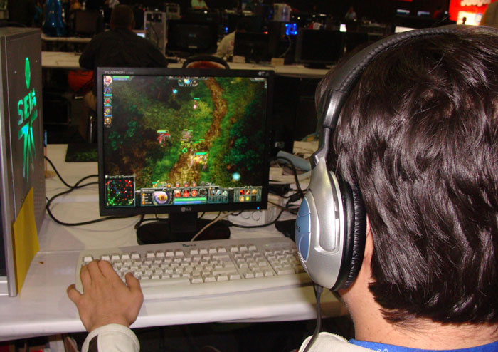 Millennials Nearing Their 40s That Have Made Mistakes Share 30 Of The Most Regretful Ones In This Online Group