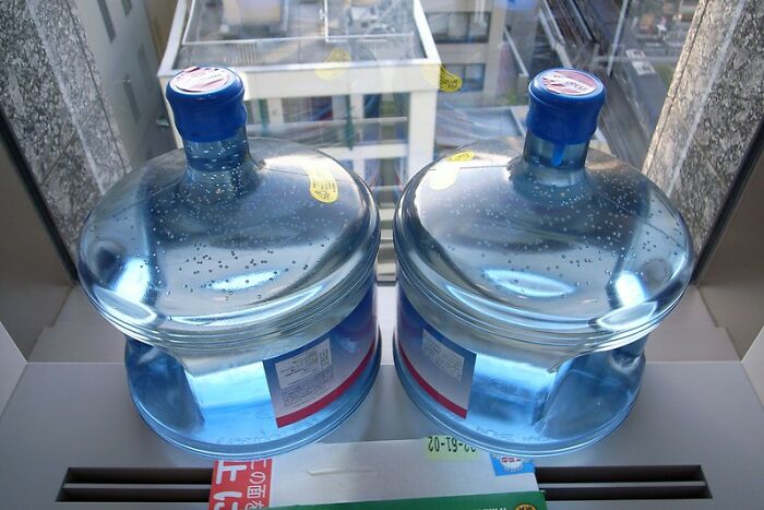 40 Of The Smallest Hills People Are Prepared To Die On, As Shared In This Online Group