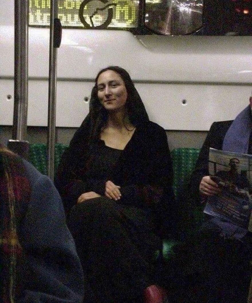 This Instagram Account Features Amusing Street Photographs And Has More Than 500 Thousand Followers (95 New Pics)