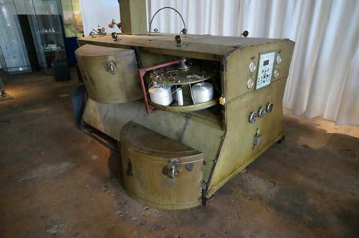 Employees With Specific Knowledge How To Use Their Machines Decide They Won’t Be Reapplying To Their Jobs After New Owners Laid Them Off Employees With Specific Knowledge How To Use Their Machines Decide They Won’t Be Reapplying To Their Jobs After New Owners Laid Them Off