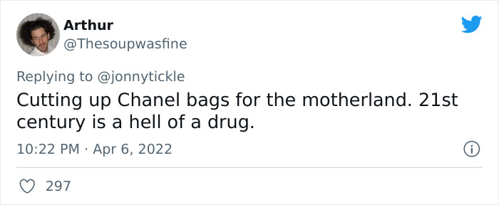 Russian Influencers Are Destroying Chanel Bags In Protest Of Sales Ban, The Internet Puts Them In Place By Reminding About The War That's Still Going On