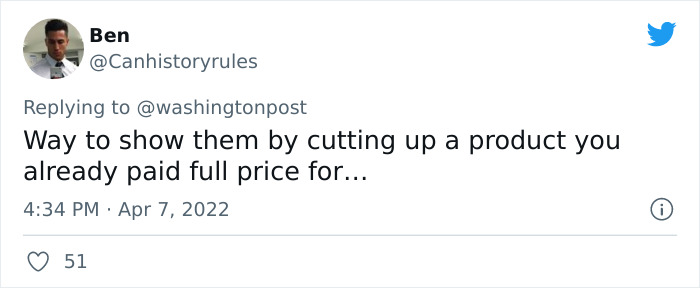 Russian Influencers Are Destroying Chanel Bags In Protest Of Sales Ban, The Internet Puts Them In Place By Reminding About The War That's Still Going On