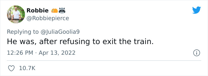 Father Is Livid After Son Is Harassed By A Homophobe, Shares The Harrowing Incident On Twitter Father Is Livid After Son Is Harassed By A Homophobe, Shares The Harrowing Incident On Twitter