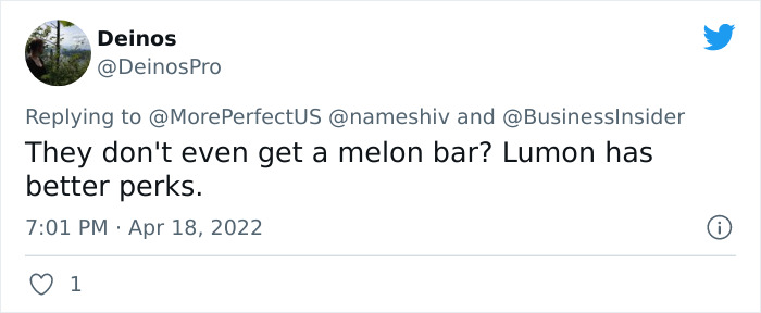 19 People Roast Amazon For Allegedly Giving Out $2 Snack Pack As Raffle Prize For Warehouse Workers On Easter Sunday