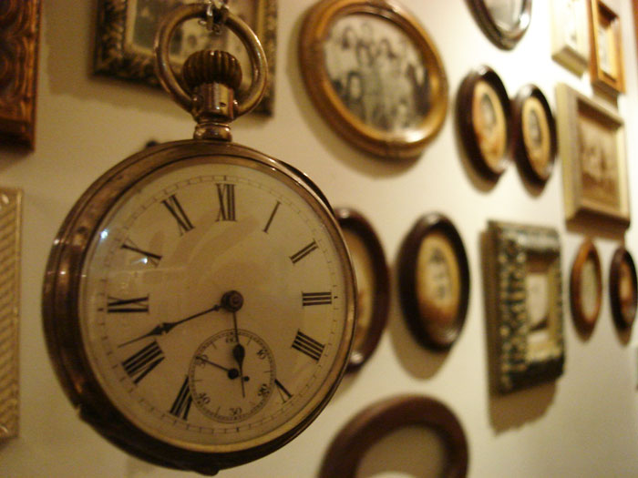 Person Asks "What Happened At Your Work Which Caused Multiple People To All Quit At Once?", And 30 Folks Online Deliver