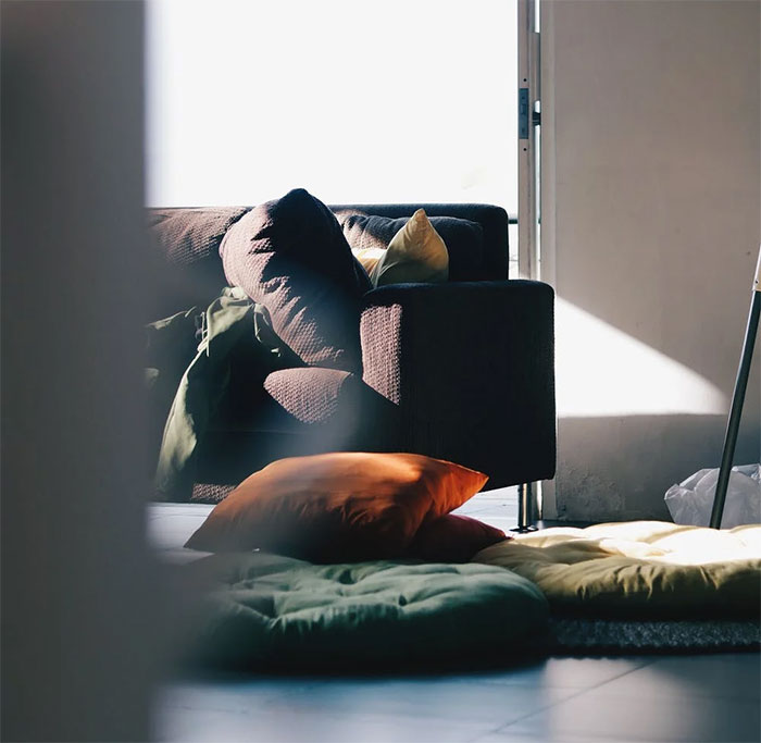 Guy Is Furious After His Mother Makes His Pregnant Girlfriend Sleep On The Floor And Keeps Checking On Her So She Doesn't Dare To Sleep On The Couch