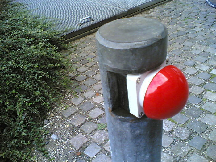 40 Of The Smallest Hills People Are Prepared To Die On, As Shared In This Online Group