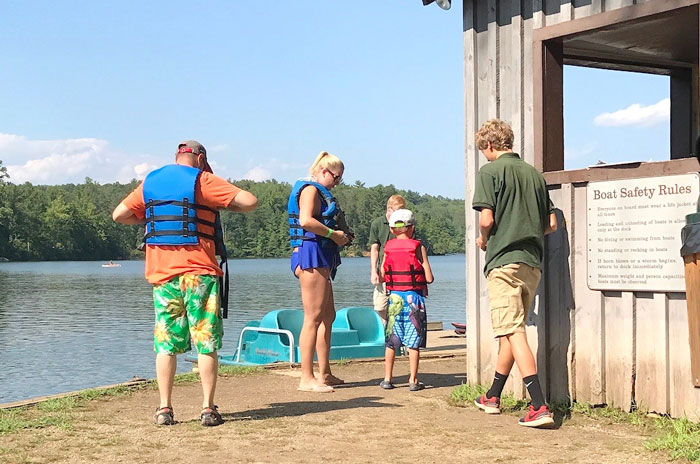 Millennials Nearing Their 40s That Have Made Mistakes Share 30 Of The Most Regretful Ones In This Online Group