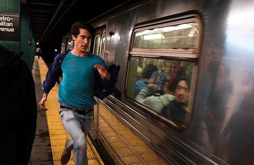 This Instagram Account Features Amusing Street Photographs And Has More Than 500 Thousand Followers (95 New Pics)