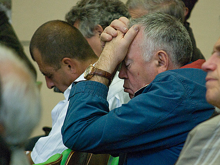 Millennials Nearing Their 40s That Have Made Mistakes Share 30 Of The Most Regretful Ones In This Online Group