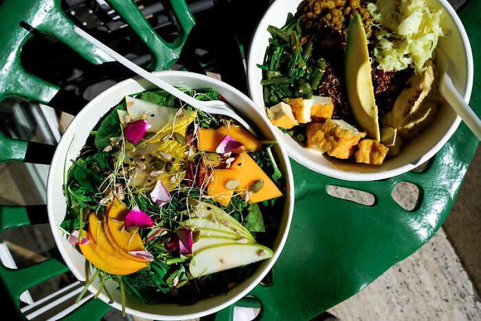 43 Y.O. Twitter User Says &ldquo;You Can Learn From My Mistakes&rdquo; And Offers 10 Pieces Of Advice That Might Be Useful For Youngsters