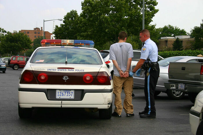 30 Of The Darkest Realities People Often Choose To Live In Denial About, As Shared By Folks Online