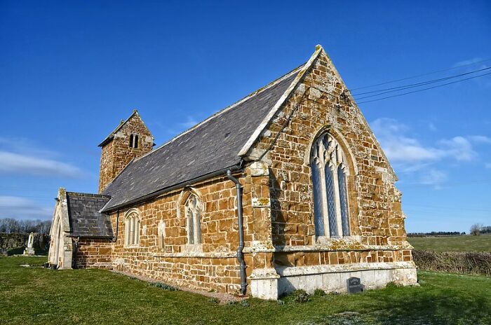 30 Things That Shook People’s Faith In Religion, As Shared In This Online Group