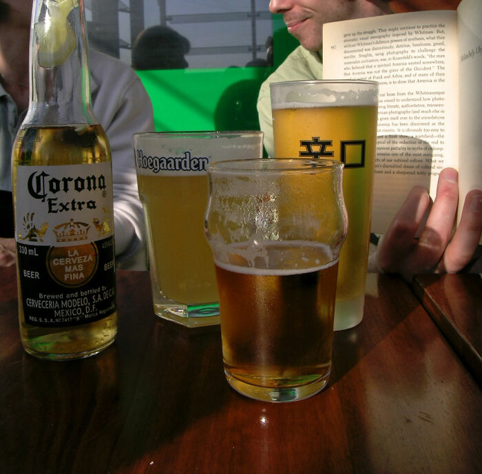 Someone In This Online Group Asked “What Was Something That Shocked You When You Visited A Foreign Country?” And 35 People Delivered