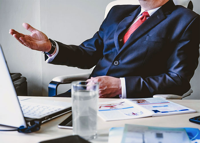 Woman Goes To Lengths To Explain Why "Rich People Aren't Your Friends", Goes Viral On TikTok