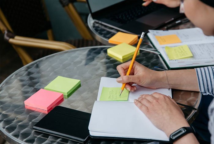 30 '90s Predictions About The Future We Can Laugh At Since None Of Them Were Correct