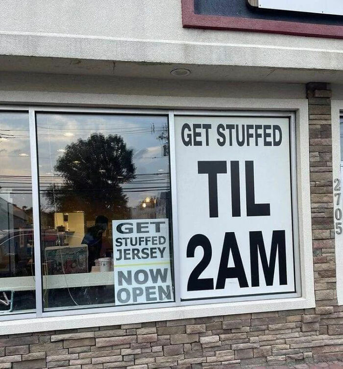 Restaurant Threatens To Make This Man's Personal Information Public If He Leaves A Bad Review And Goes Through With It Restaurant Threatens To Make This Man's Personal Information Public If He Leaves A Bad Review And Goes Through With It