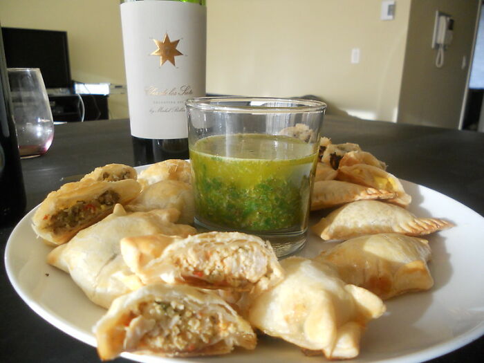 "¿Qué 'comida de pobres' seguirías comiendo sin importar lo rico que seas?": 22 Personas responden