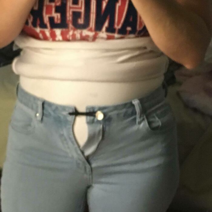 I Officially Have To Come To Terms That I'm Pregnant. The Belly Is Out There