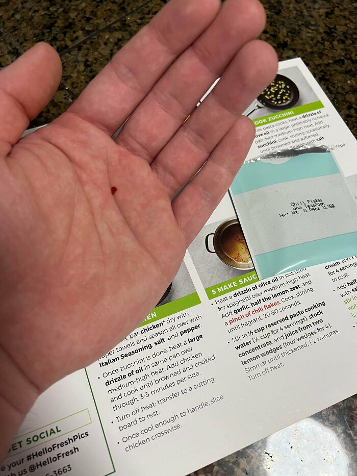 HelloFresh: “One Teaspoon Chili Flakes”