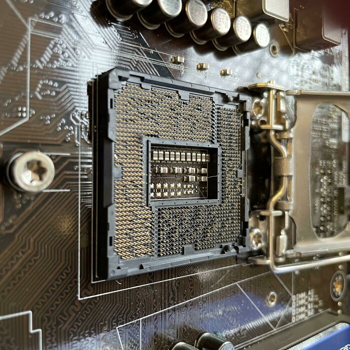 Customer States “I Fitted A Cpu Myself And Now My PC Won’t Turn On”