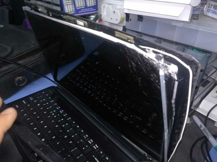 Client: "It Was Working Perfectly Fine Yesterday, Probably A Windows Bug"