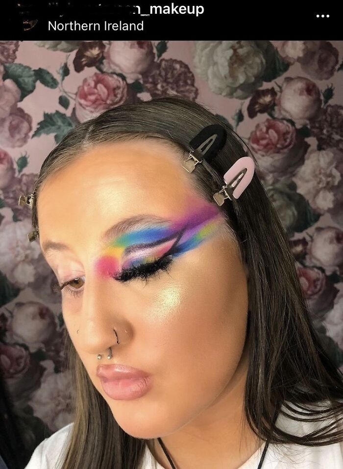 Straight Into The Hairline 