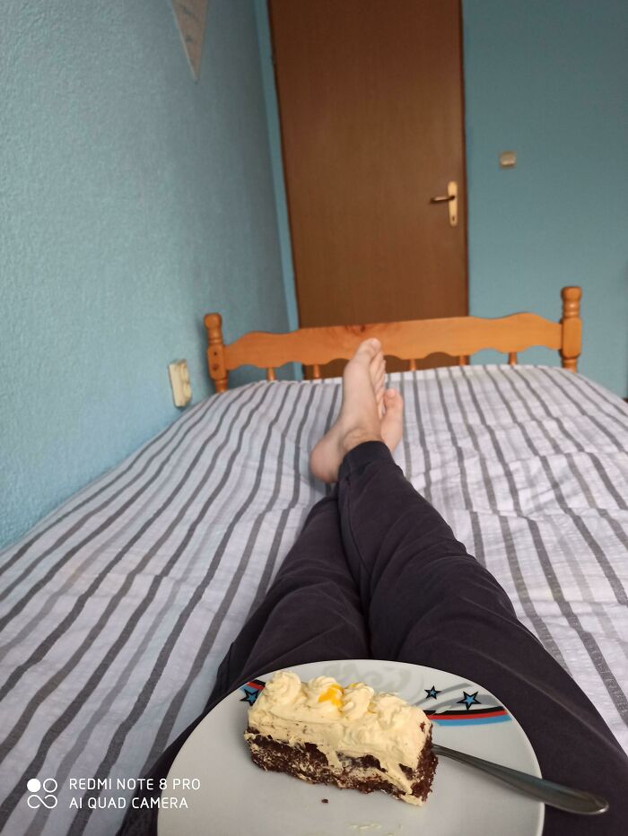 Estoy en cuarentena debido a la Covid y así se ve mi fiesta de cumpleaños número 18