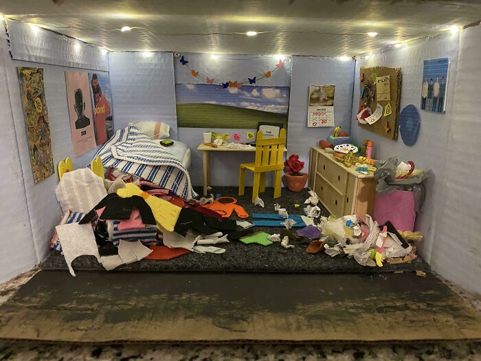 I Made A Miniature Version Of My Covid Depression Room For My Senior Art Project