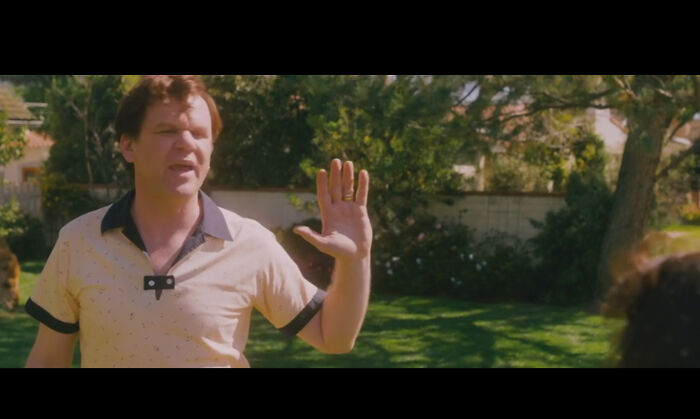 In Walk Hard: The Dewey Cox Story (2007) After Dewey Marries Darlene While Still Married To Edith, He Can Be Seen Wearing Both Of His Wedding Rings