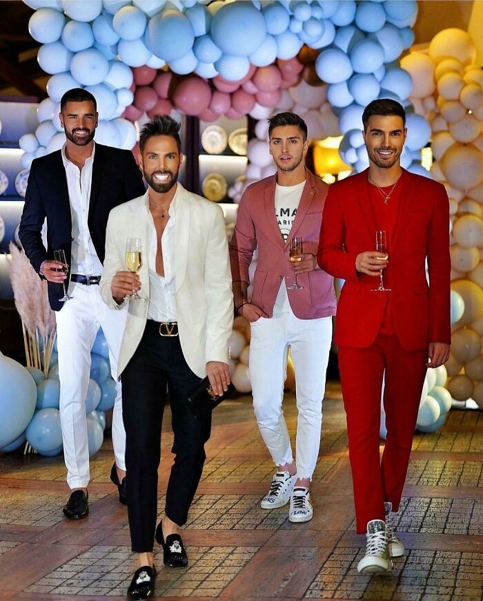 When You Have A Friend Who Edits The Whole Group