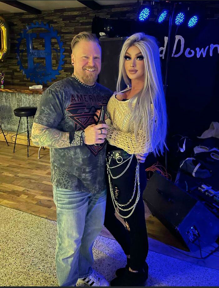 Found In The Wild - When You Forget To Edit Your Husband