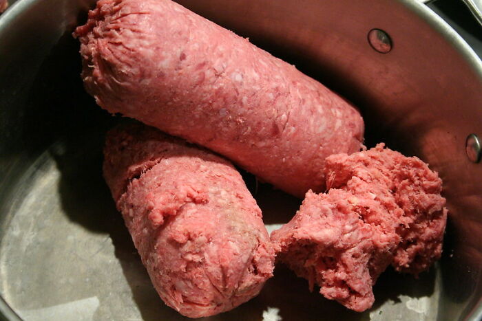 30 Ex-Employees Reveal The “Dark Secrets” About Their Former Jobs That Common People Aren’t Supposed To Know