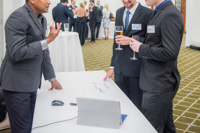 Person Asks "What Happened At Your Work Which Caused Multiple People To All Quit At Once?", And 30 Folks Online Deliver