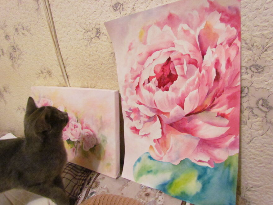 Our Fluffy Talisman: A Homeless Artist Who Is Always On The Go