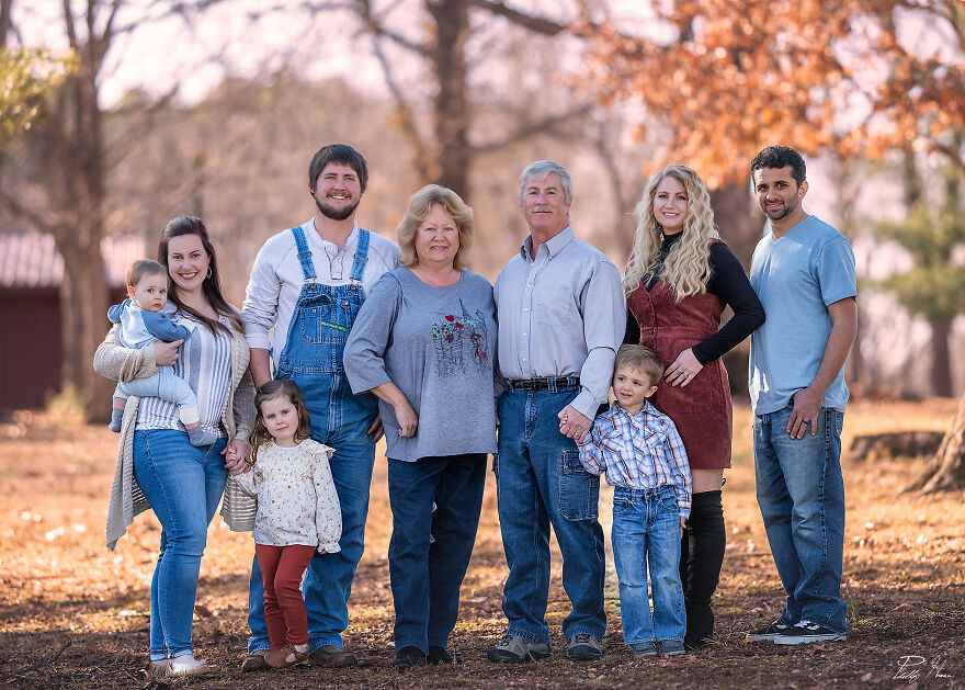 I Shoot Large Group Shots With A Telephoto Lens (14 Pics)