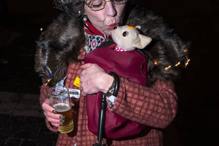 Belgian Photographer Captures Unusual Scenes Of Everyday Life