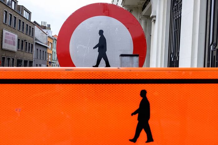 Belgian Photographer Captures Unusual Scenes Of Everyday Life