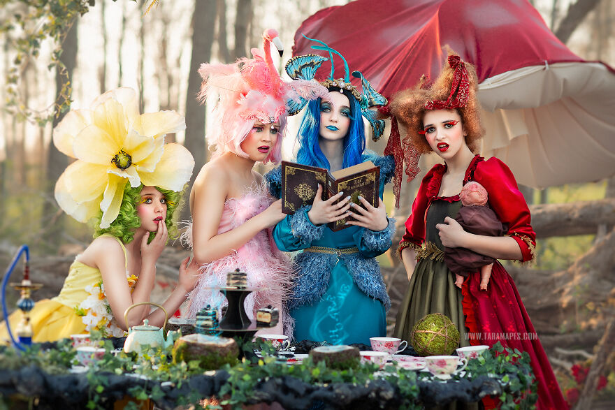 Alice's Forgotten: I Created A Photoshoot Of Alice In Wonderland Characters Who Aren't The Main Characters