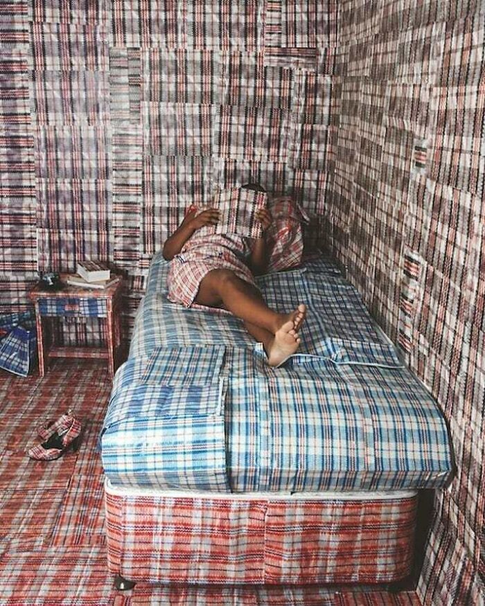 Tacky-Decor-Hardcore