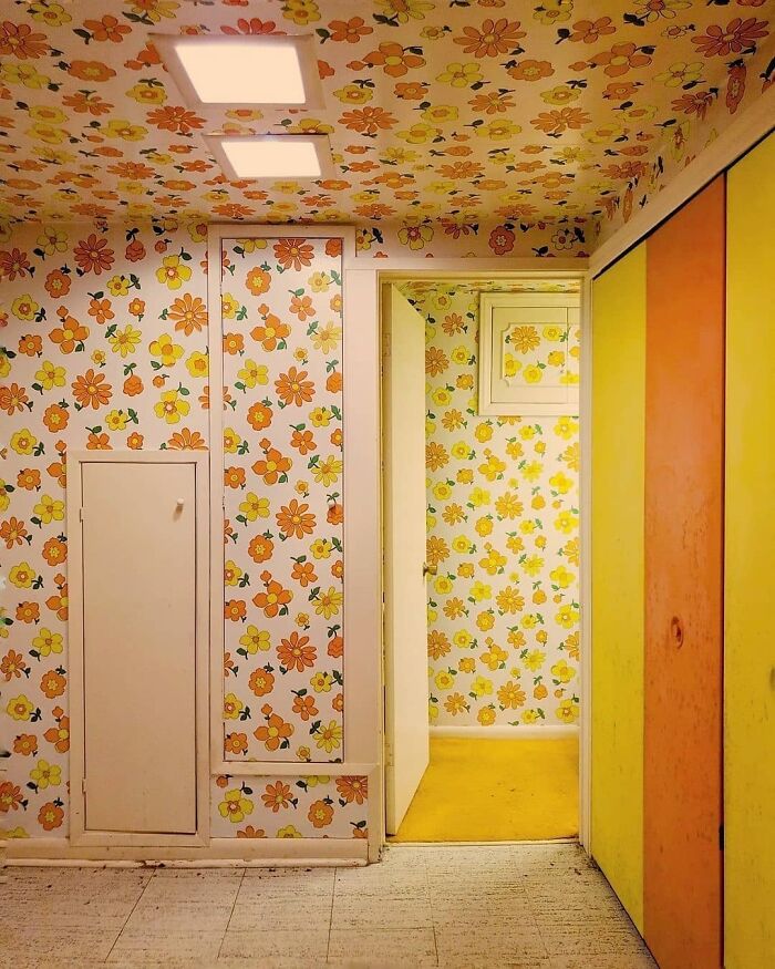 Tacky-Decor-Hardcore