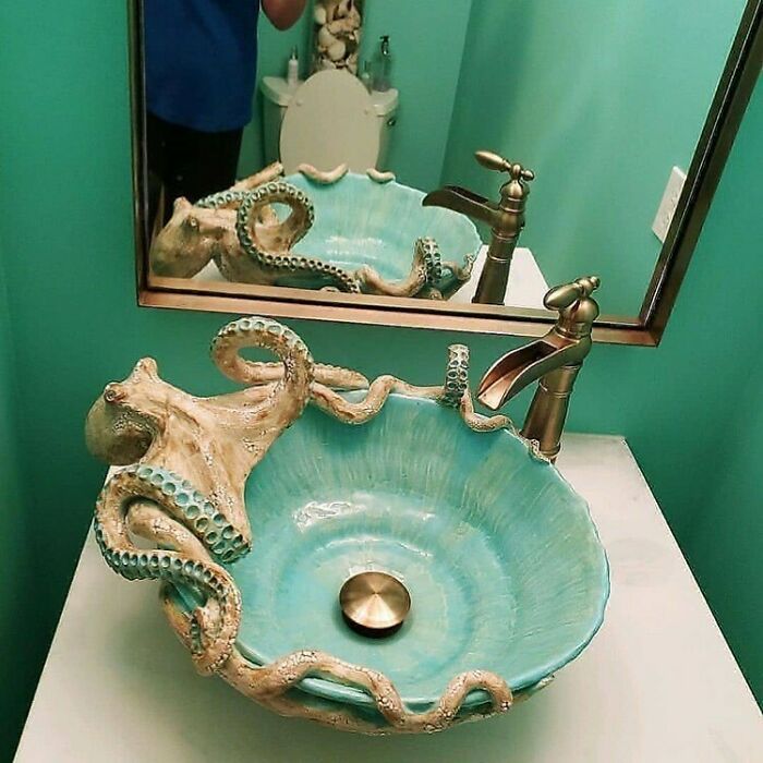 "Hardcore Is Not For Everybody": This Instagram Account Collects Decor Items That Capture The Essence Of Bad Taste (35 Pics)