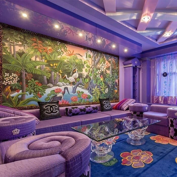 Tacky-Decor-Hardcore