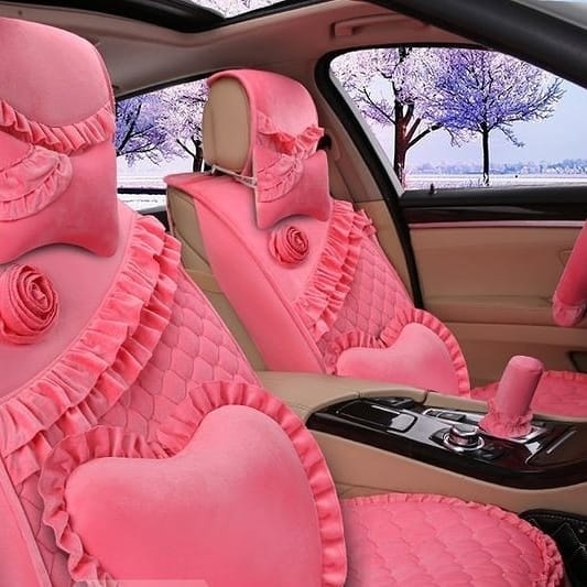 "Hardcore Is Not For Everybody": This Instagram Account Collects Decor Items That Capture The Essence Of Bad Taste (35 Pics)