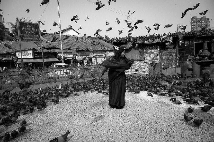 I Decided To Photograph My Newly Married Friend In A Documentary Style (14 Pics)