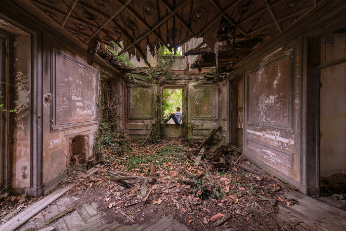 During Abandoned Place Exploration, I Take Selfies To Keep A Little Memory, And Here Are 30 Images Taken Over The Last 11 Years